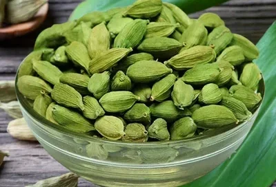 Organic 7.5 Mm Green Cardamom Food Grade
